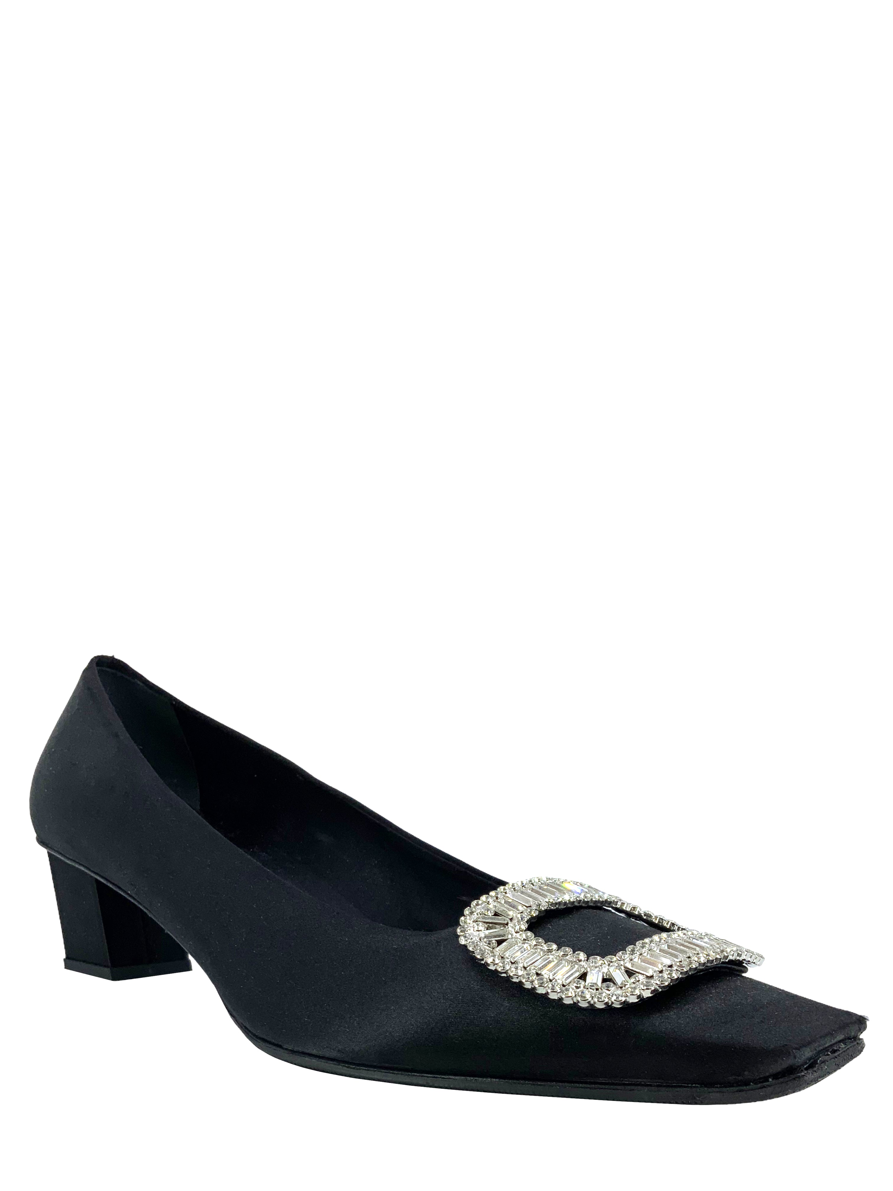 Roger Vivier ブラッククリスタルハイヒール ROGER VIVIER Belle Vivier Crystal-Embellished Buckle Satin Pumps