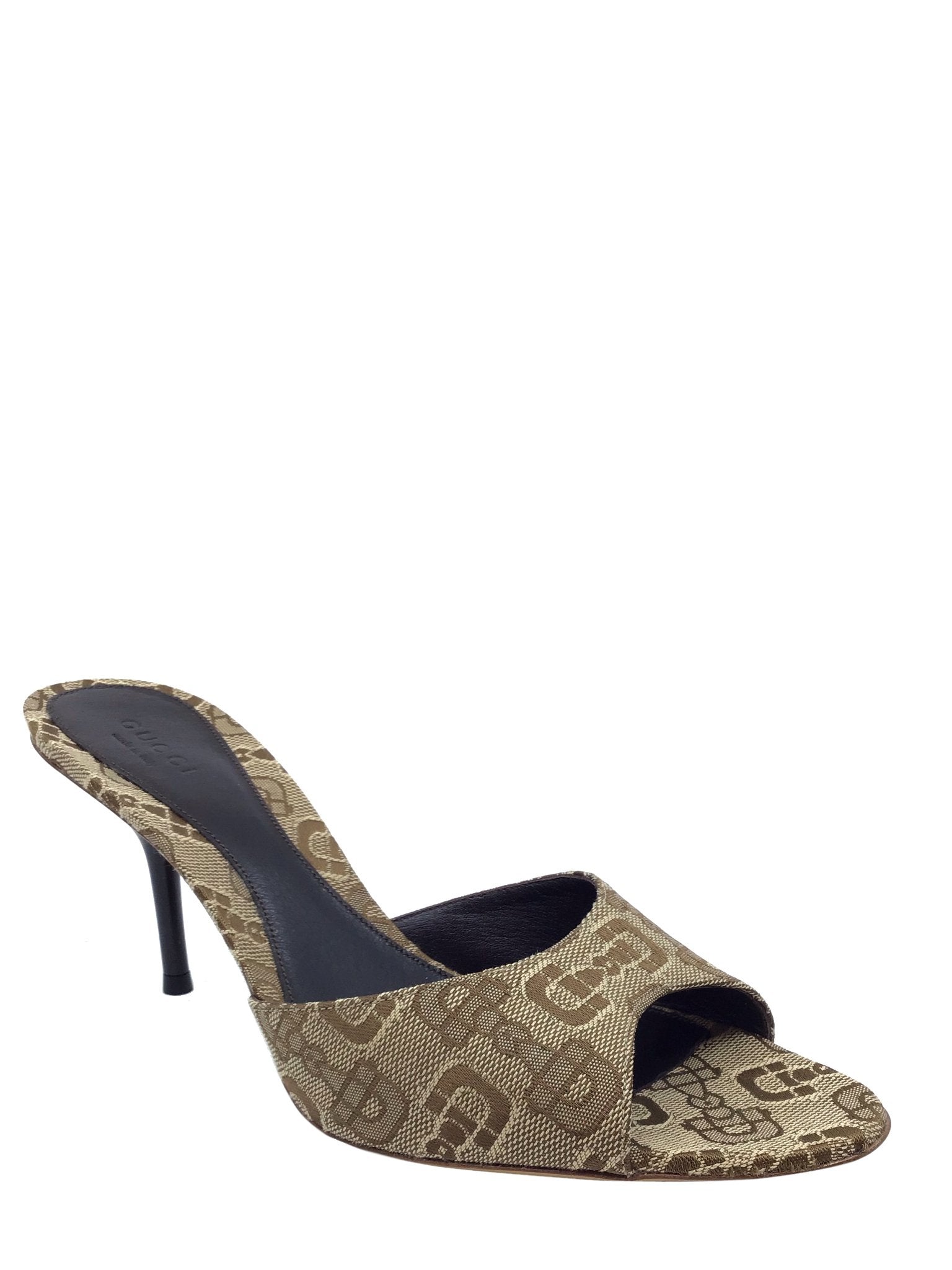 Gucci sales print sandals
