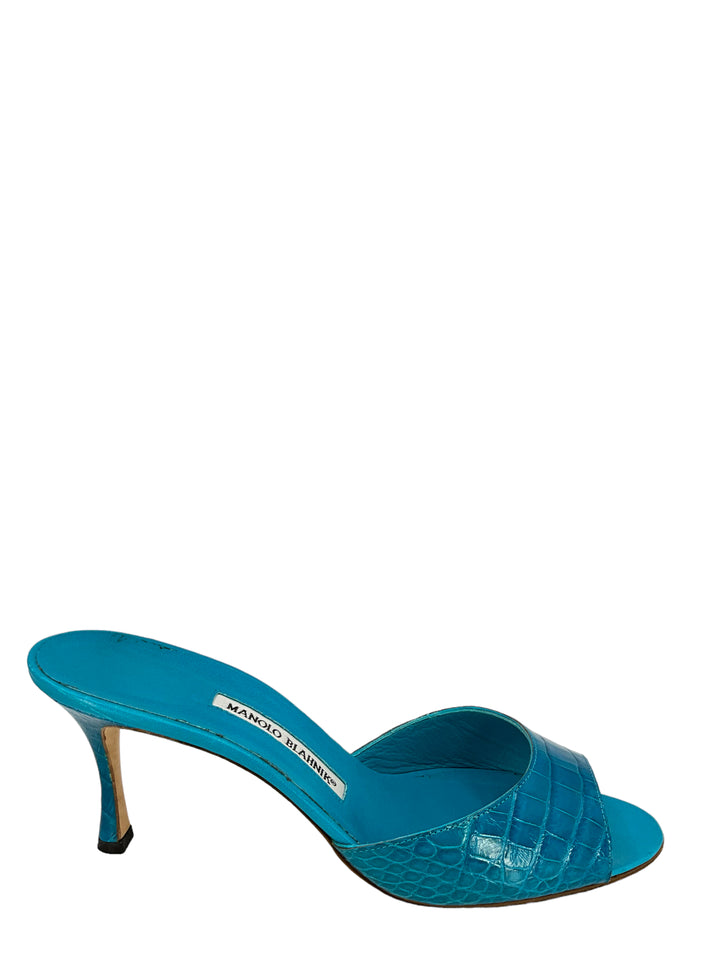 K*A様 MANOLO BLAHNIK ブルー スエード ミュール Manolo Blahnik Turquoise Alligator Mules Size 11 - Consigned Designs