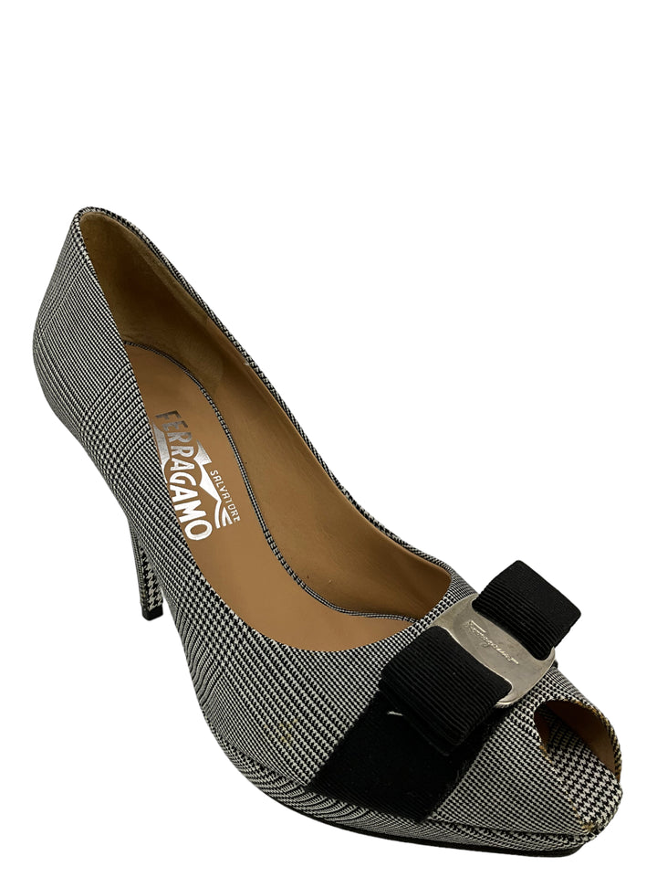 Salvatore Ferragamo Houndstooth Print With Bow Pumps Size