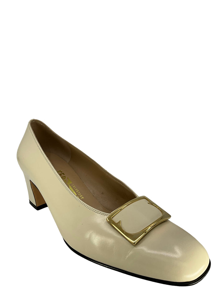Salvatore Ferragamo Ivory And Gold Pumps Size 8.5  display picture 1