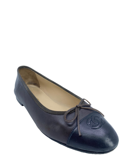 Chanel CC Cap toe lambskin leather ballet flats size 10-Consigned Designs