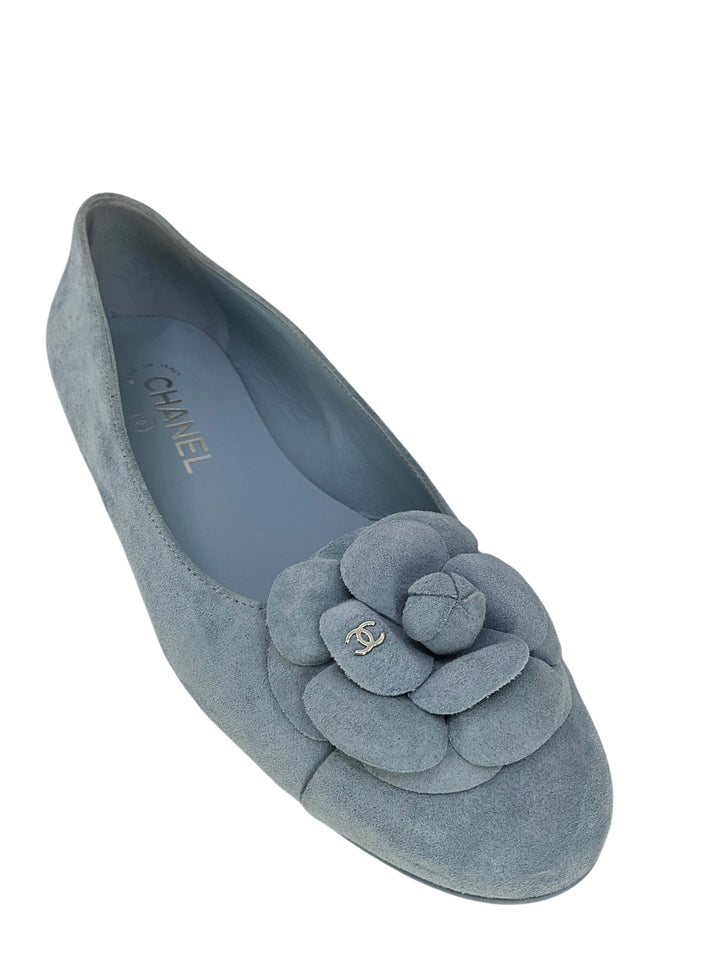CHANEL 24P Suede CC Camellia Ballet Flats Size 7.5 - Consigned Designs