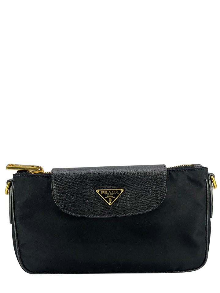 クラッチバッグ Prada Saffiano Leather Clutch Prada enamel-logo Saffiano Leather Clutch Bag | Black | FARFETCH