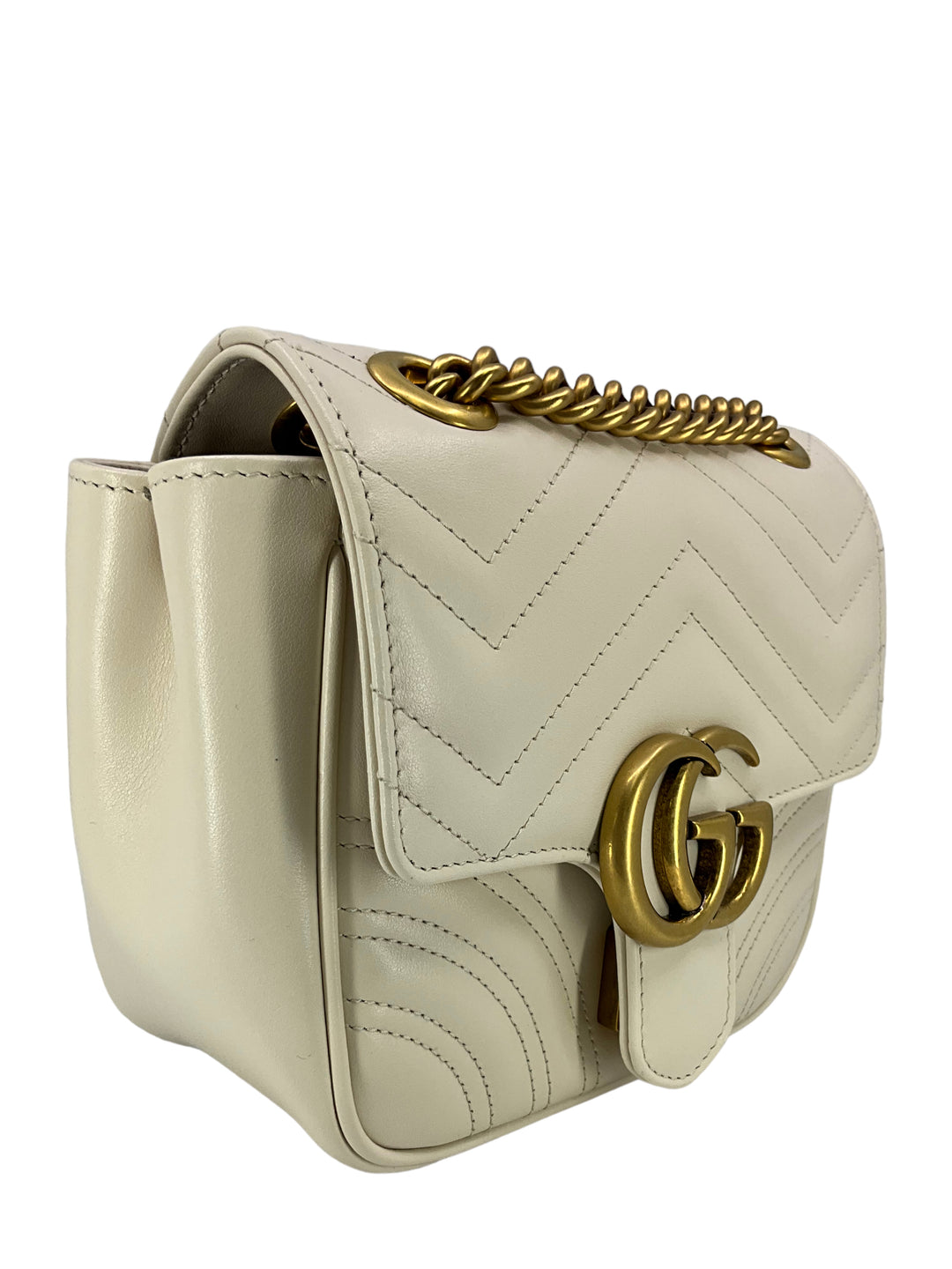 累積売上総額第１位【GUCCI★グッチ】GG MARMONT MINI BAG 累積売上総額第1位【GUCCI☆グッチ】ミニ ショルダーバッグ