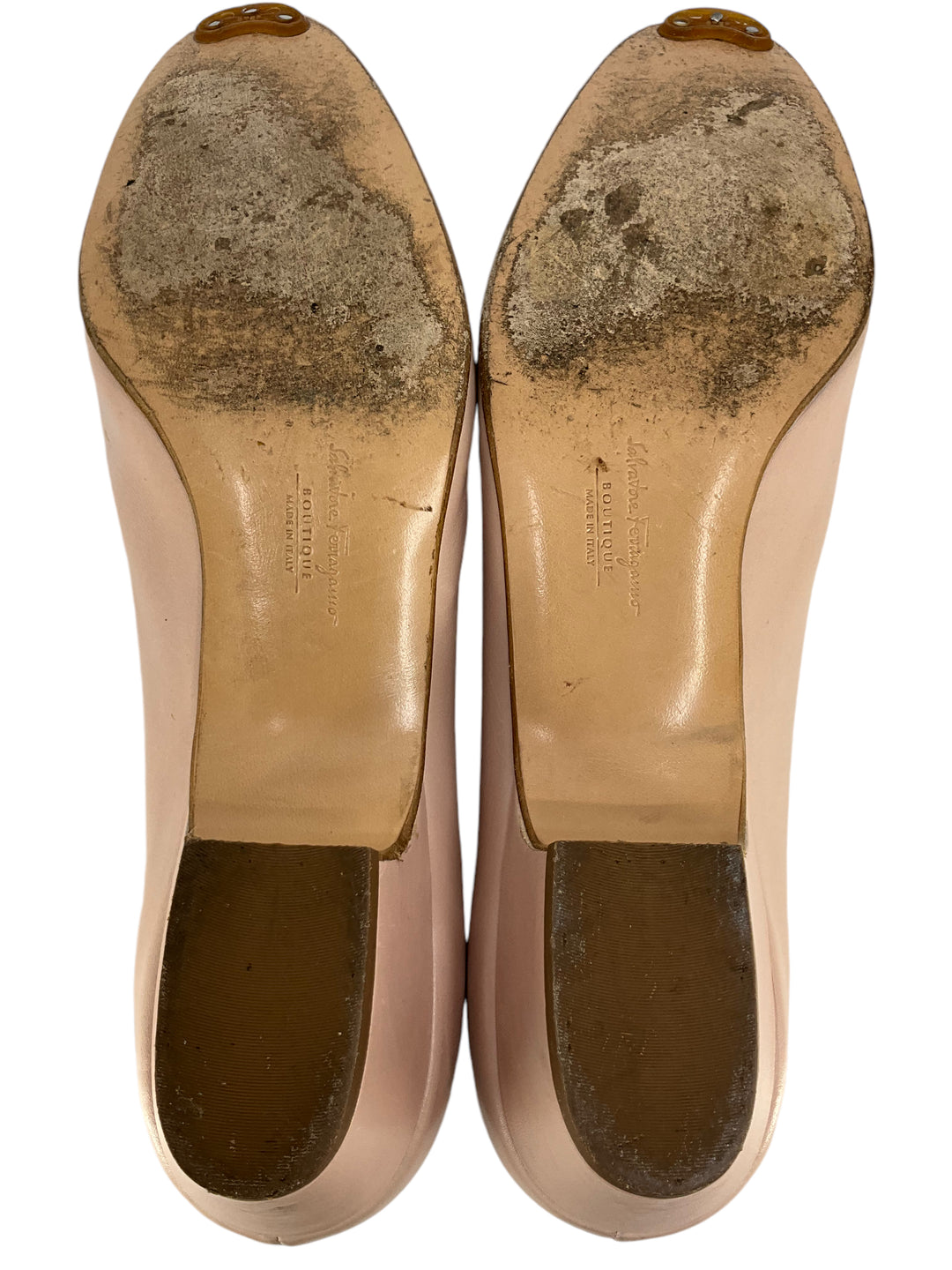 Salvatore Ferragamo Vara Bow Leather Pumps Size 9.5