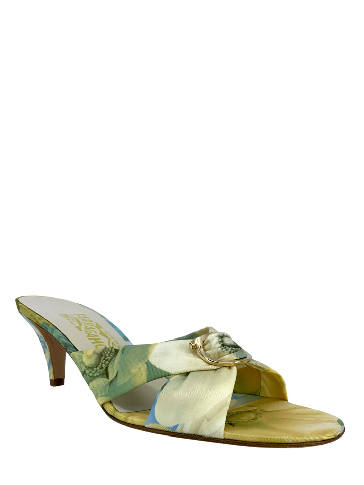 【Salvatore Ferragamo】デザインキャミソール SALVATORE FERRAGAMO Floral Printed Silk Sandals Size 9.5