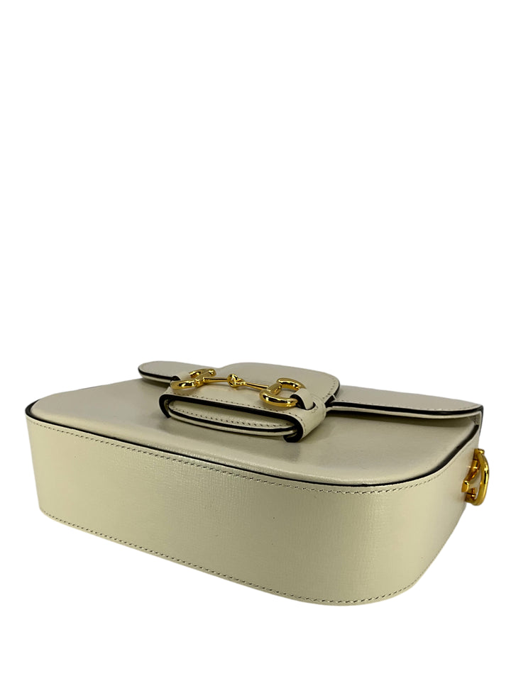 【関税&送料込】Gucci Gucci Horsebit 1955 Mini Smooth Leathe Gucci Horsebit 1955 mini bag in beige and dark brown GG