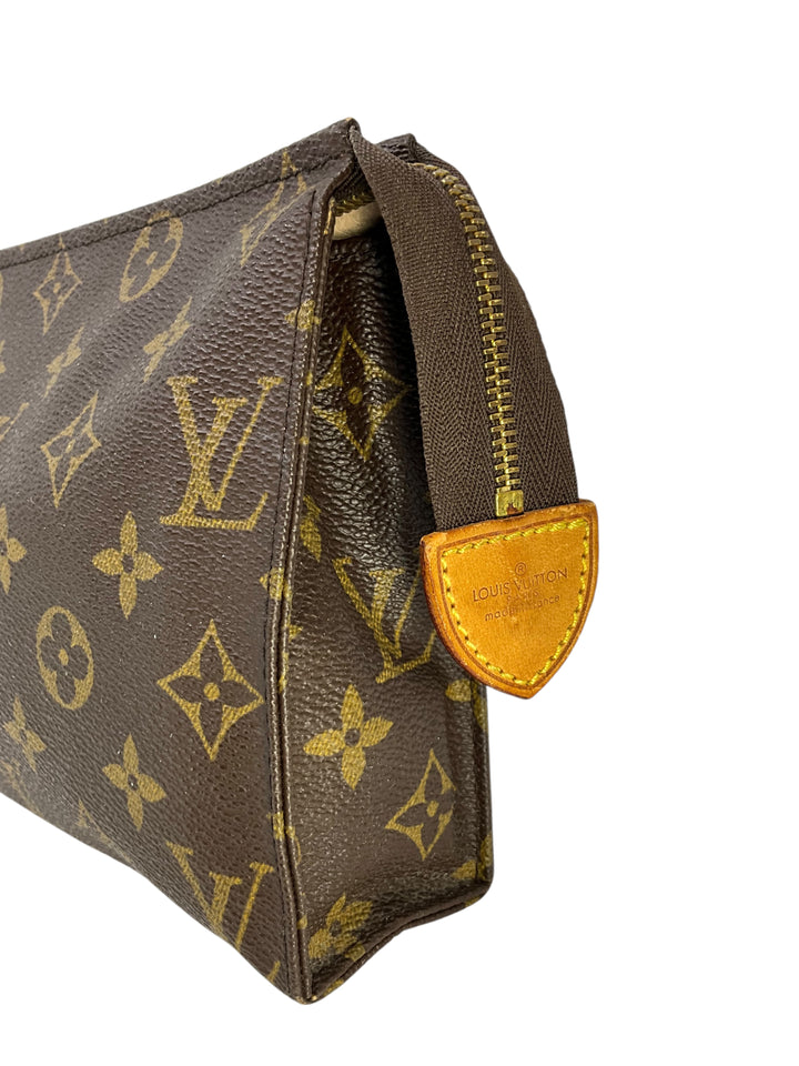Toilet Pouch Pochette 19 Louis Vuitton Trio Toilet Pouch Monogram