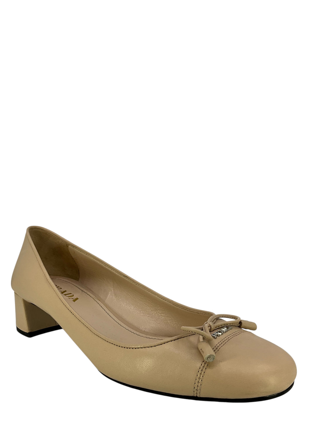PRADA ギャザーパンプス PRADA Leather Bow Pumps Size 7 - Consigned Designs