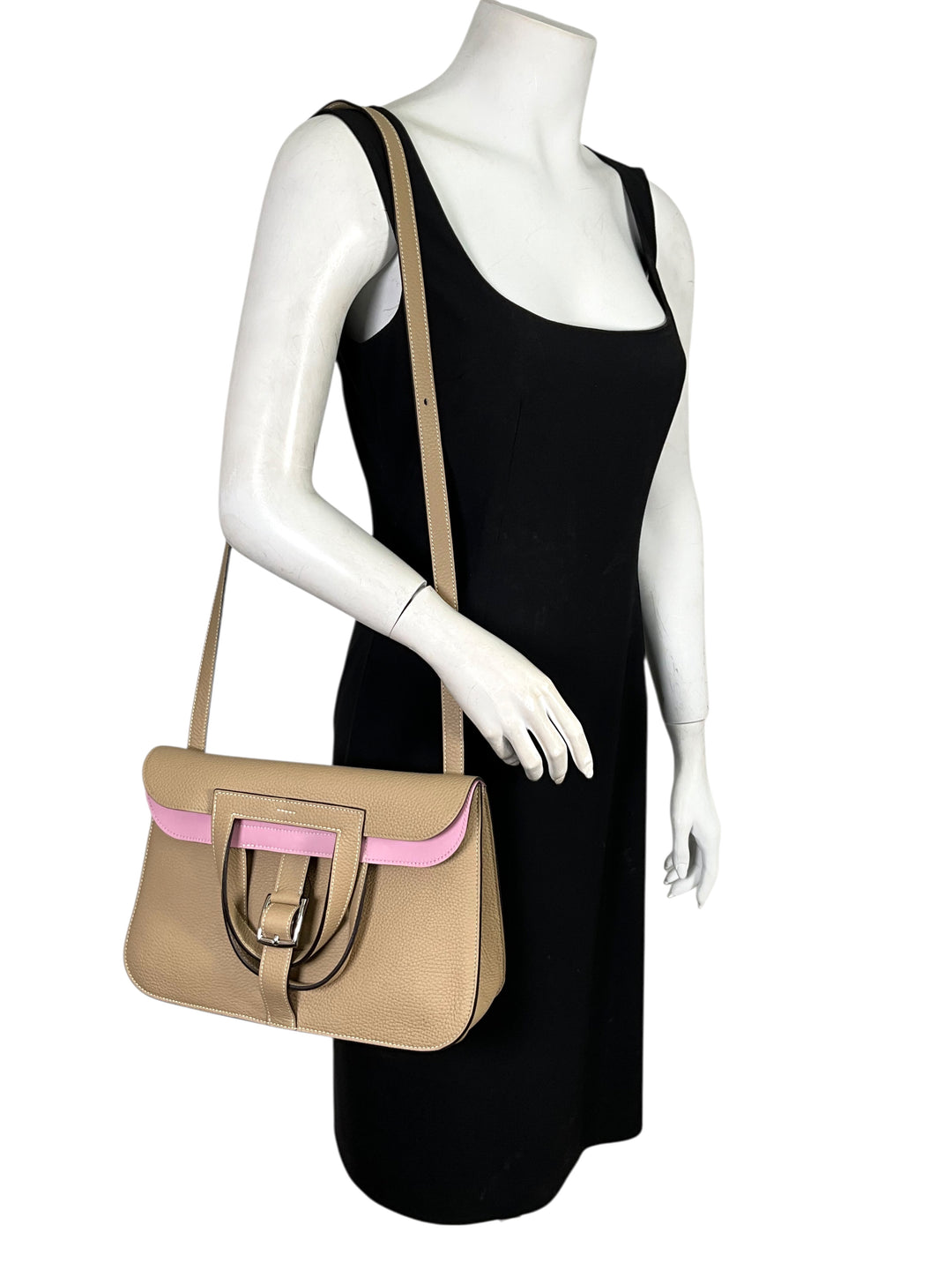 Hermes Clemence Leather Halzan Verso 31 - Consigned Designs