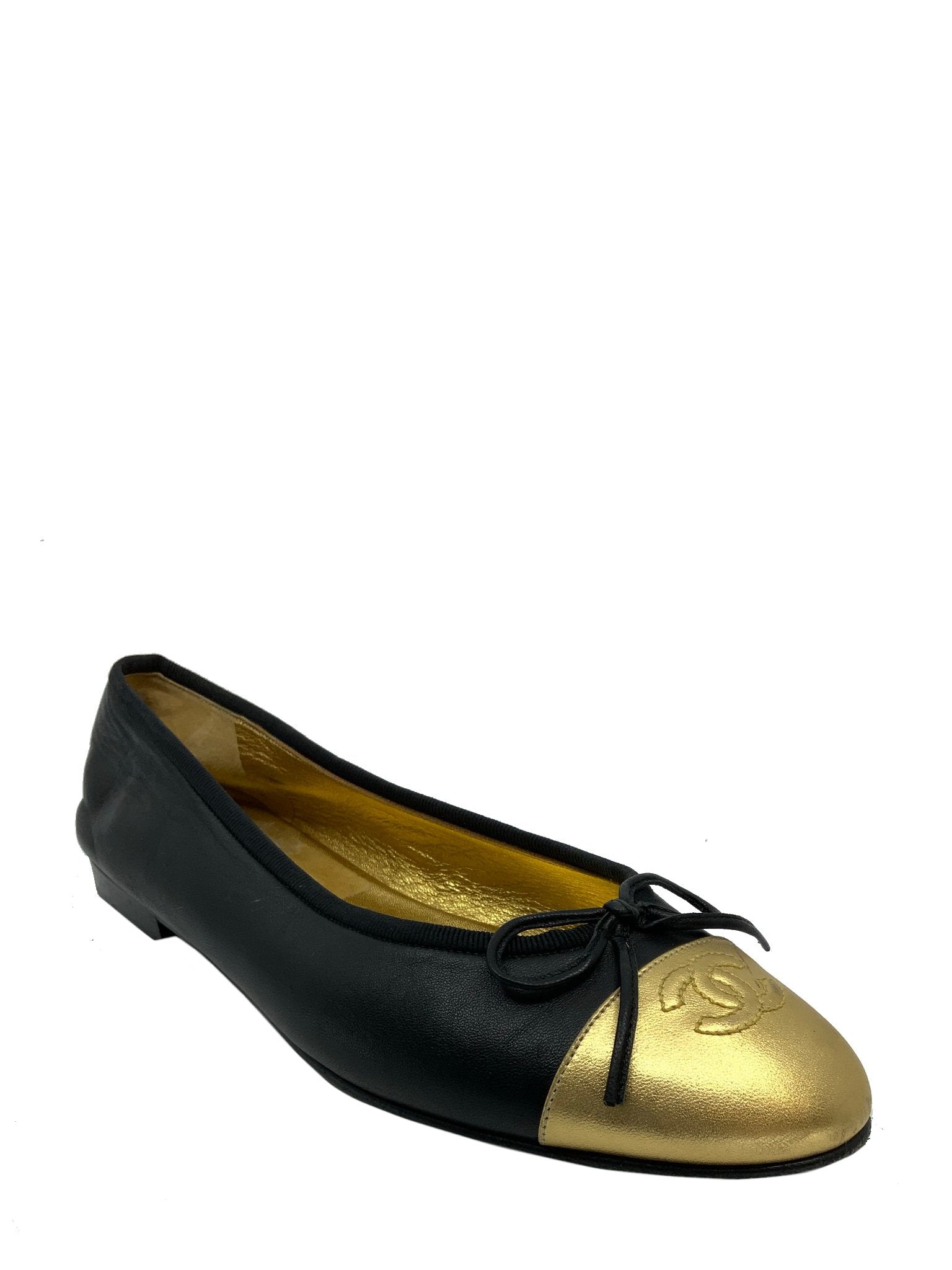 CHANEL Cap Toe Leather Ballet Ballerina Black Flats Shoe Women's EUR 39 /  US 8.5