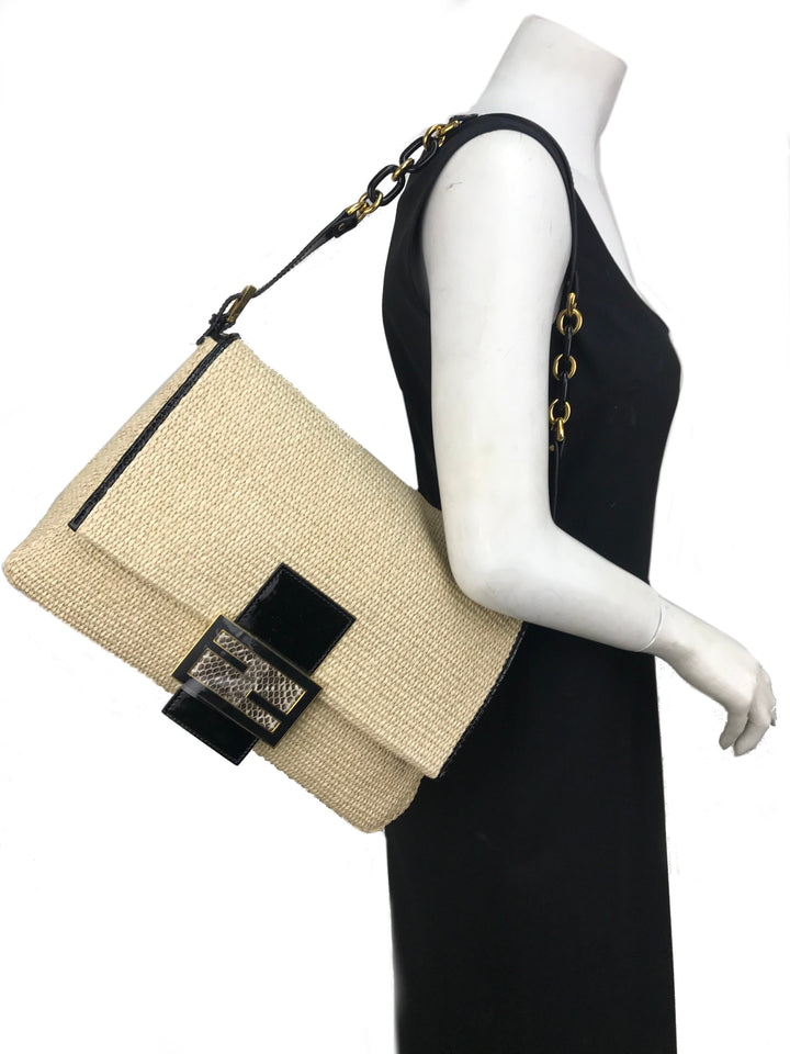 【関税&送料込】Fendi Straw Fendigraphy Handbag Straw Fendigraphy Handbag | italist