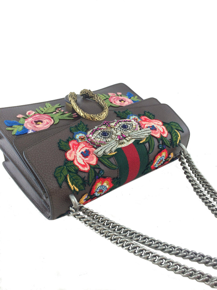 ショルダーバッグ・ポシェット GUCCI MEDIUM DIONYSUS SHOULDER BAG Dionysus Medium patent leather shoulder bag in black - Gucci