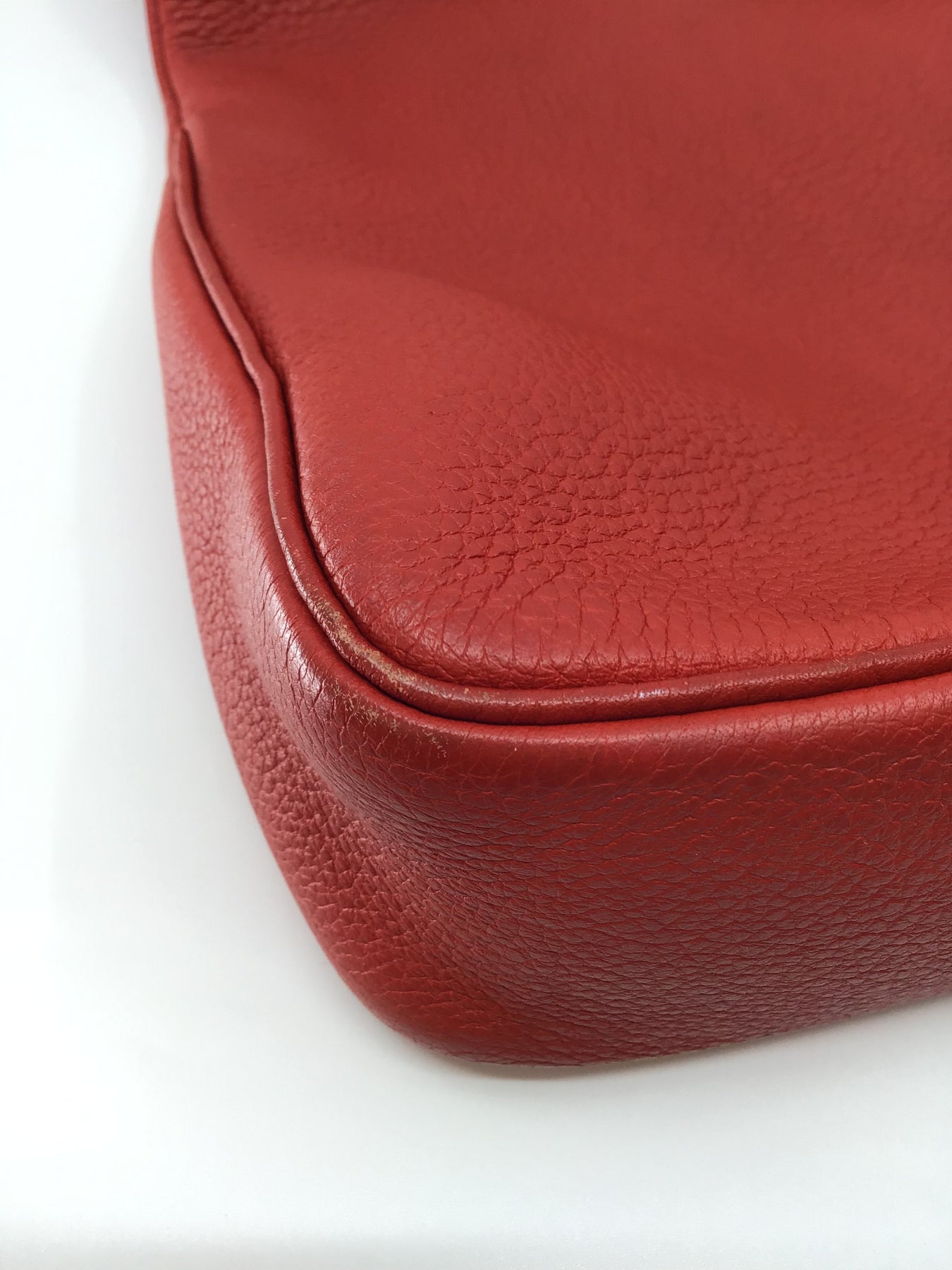 RDC12051 Authentic HERMES Rouge Clemence Massai PM Shoulder Bag