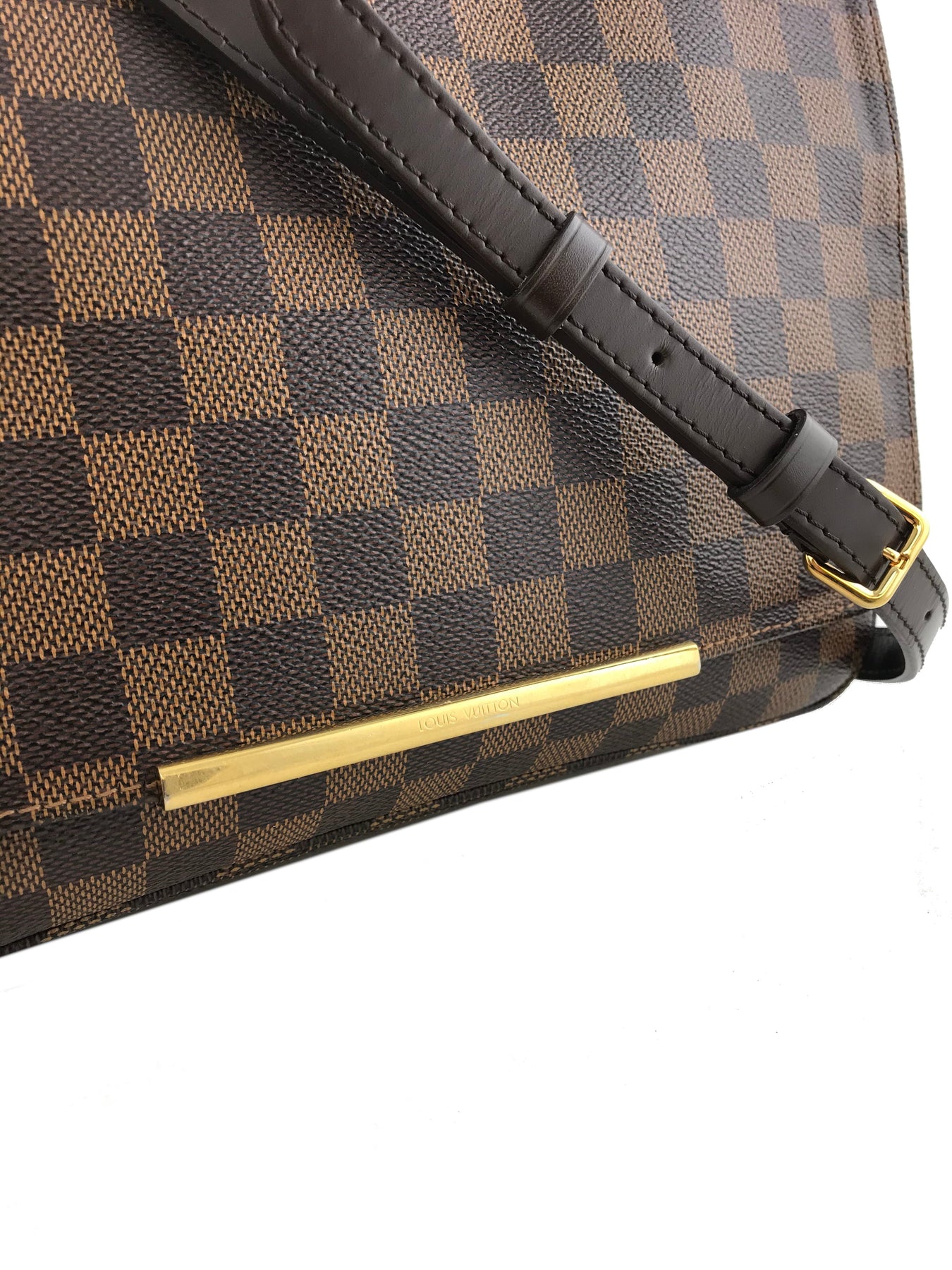 Louis Vuitton Ebene Hoxton GM Bag – The Closet