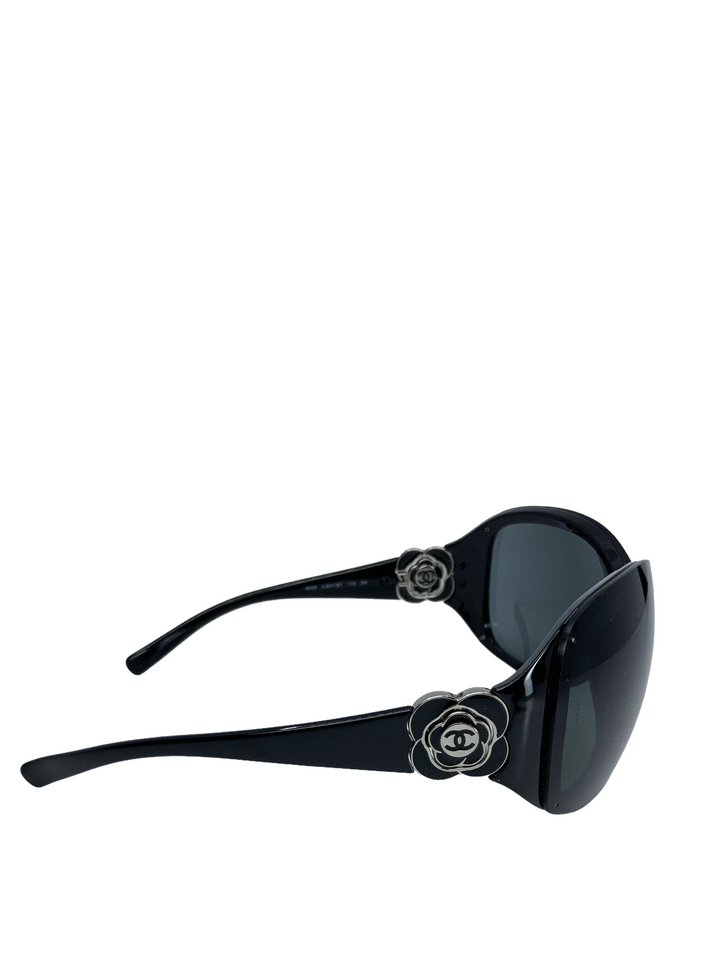 【美品】CHANEL sunglasses coco camellia y2k CHANEL 5113 Camellia Sunglasses Coco Mark Black Frame Blue