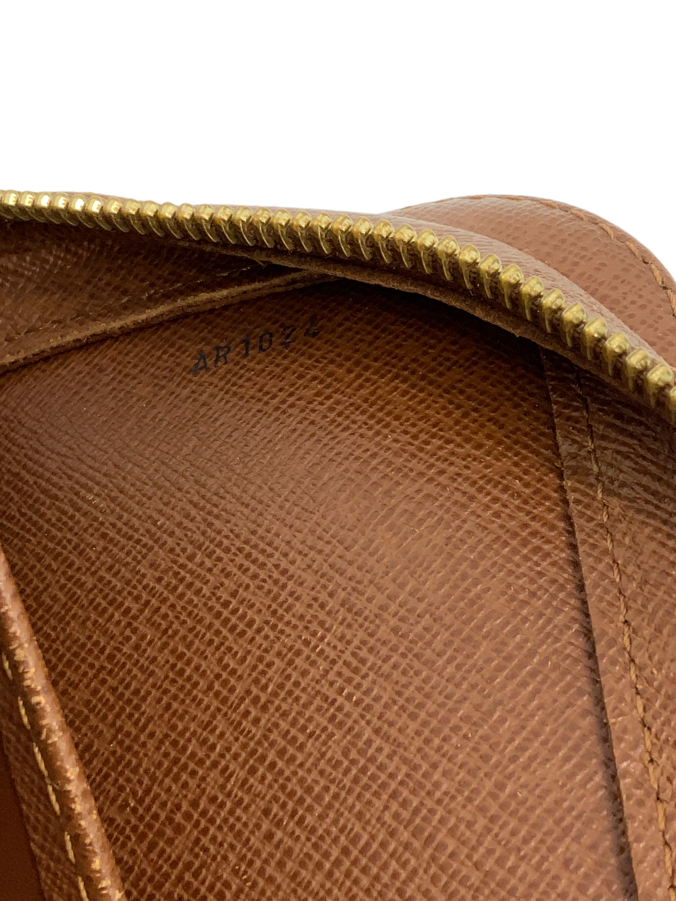 LOUIS VUITTON Monogram Pochette Orsay - MyDesignerly