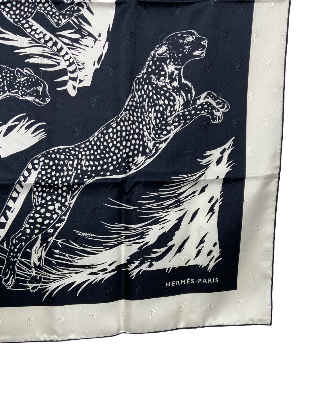 Hermes Guepards Silk Jacquard Scarf 90 - Consigned Designs