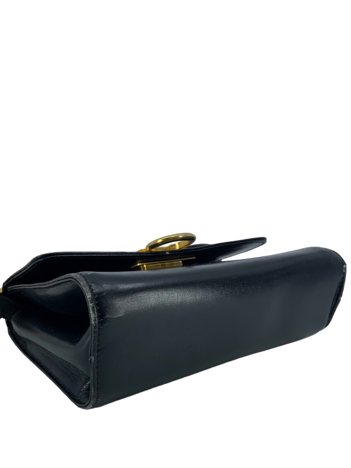 Ferragamo正規品/関税送料込み Gancini Crossbody Bag Salvatore Ferragamo Gancini Leather Chain Crossbody Bag