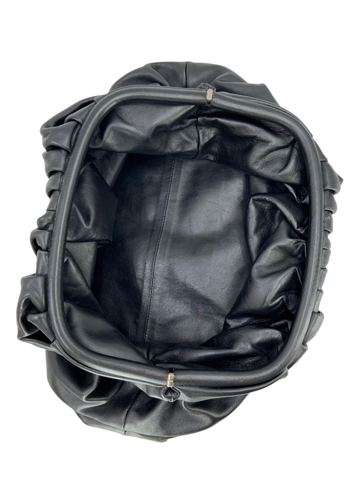 クラッチバッグ BOTTEGA VENETA CLUTCH BAG (816987V3IV1 2504) Bottega Veneta The Pouch Smooth Leather Clutch Bag