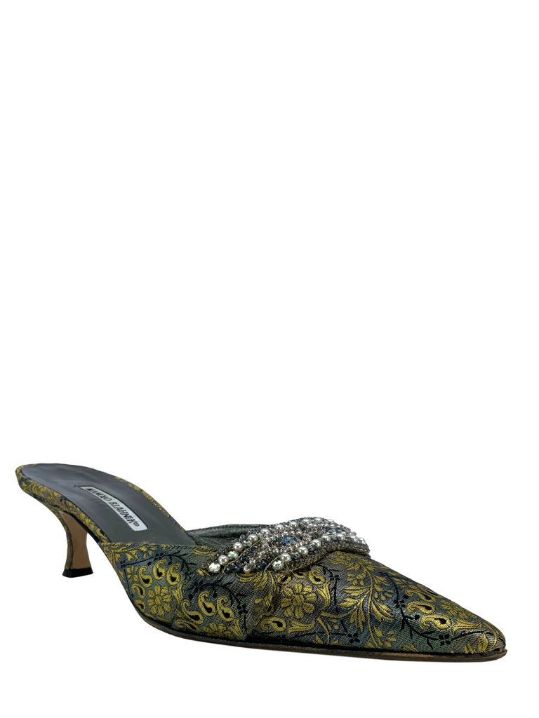 【Manolo Blahnik】 ポインテッドヒール 35.5 美品 Manolo Blahnik Embellished Satin d'Orsay Pumps Size 10.5