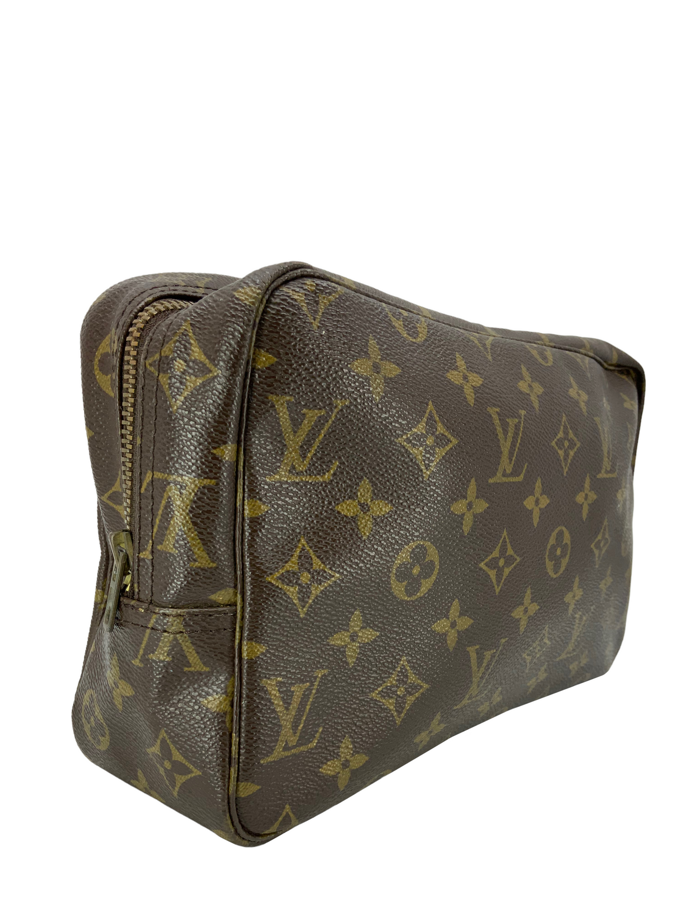 LOUIS VUITTON Trousse Toilette 28 Monogram Cosmetic Pouch