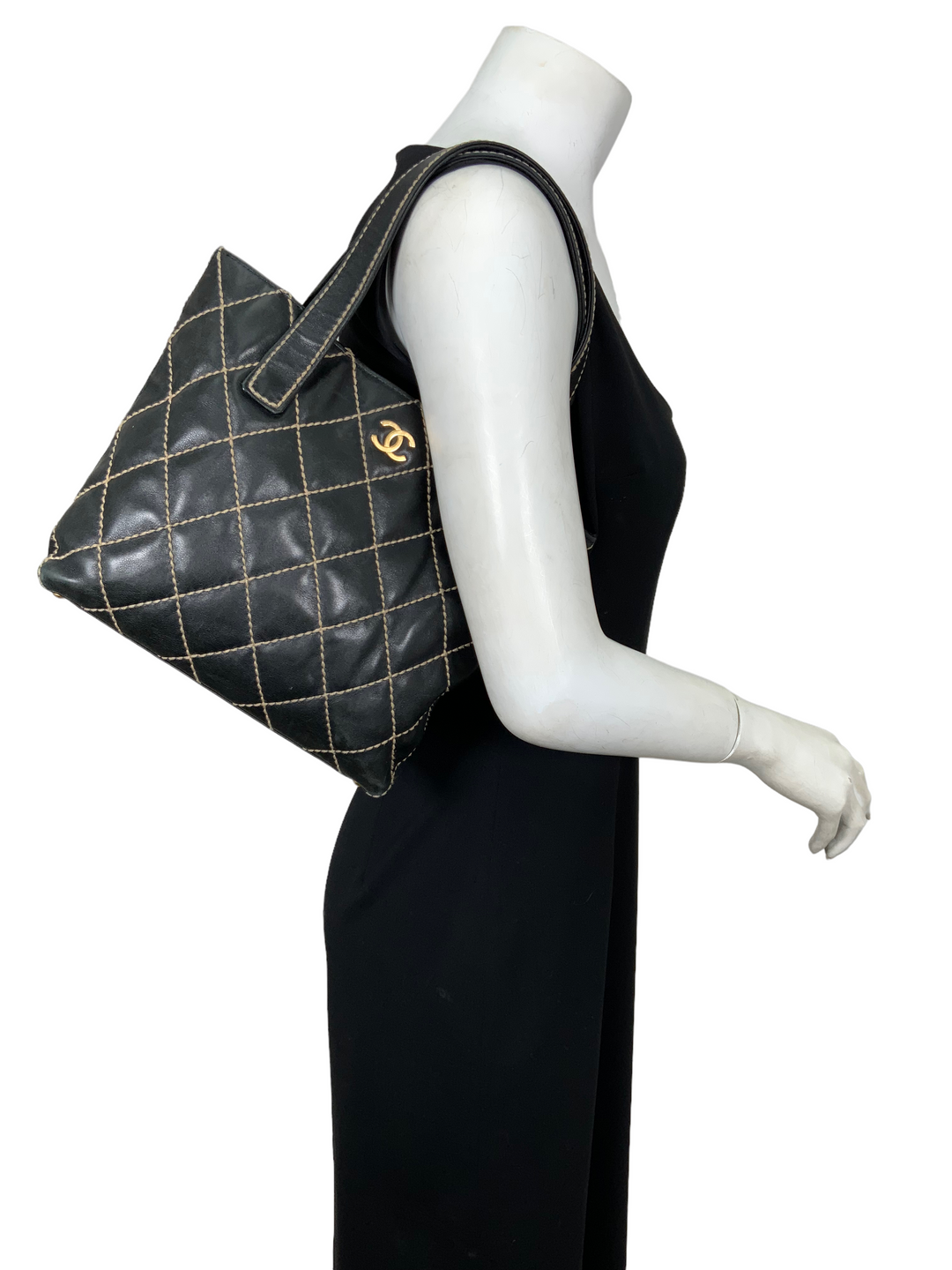 Hobo Bag Chanel Wild Stitch Tote CHANEL Wild Stitch Quilted