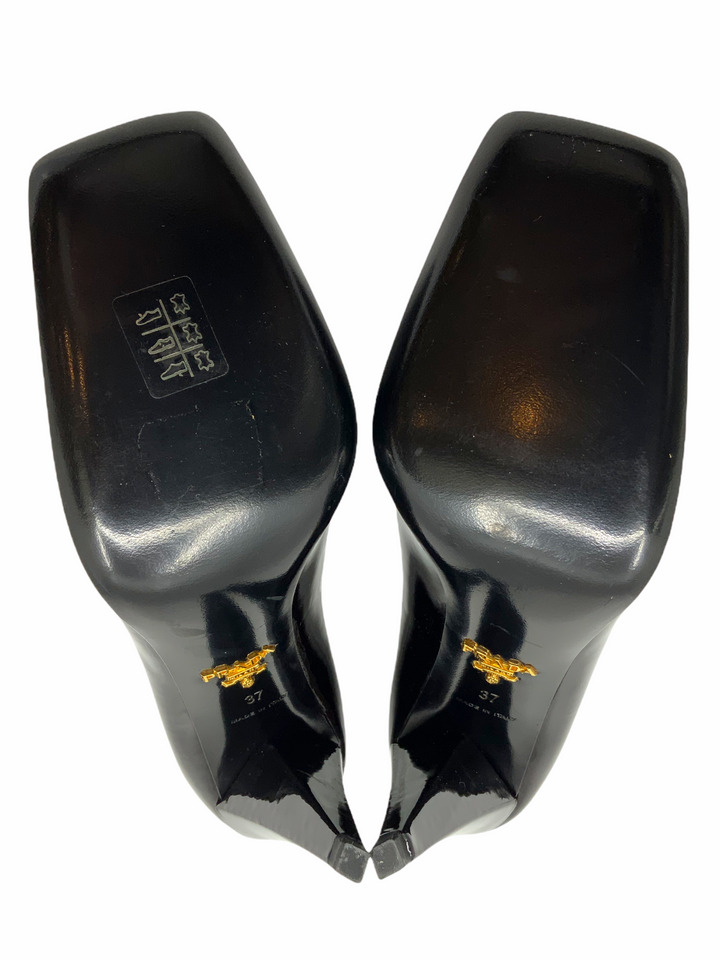 Prada Patent Leather Square Toe Pump Size 7 - Consigned Designs