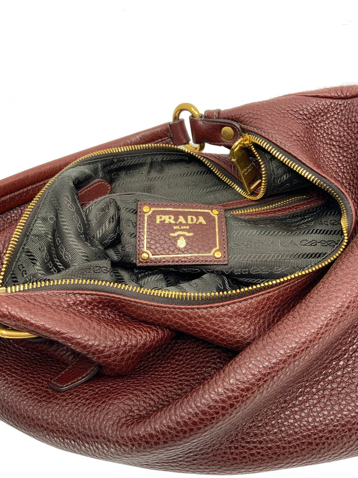 バッグ 00S PRADA VITELLO DAINO LEATHER HOBO BAG Prada Vitello Daino Soft Leather Black Hobo Handbag With Two